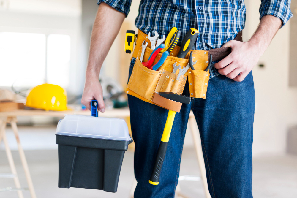 Common Home Repairs Handled by Dubai Handyman Services